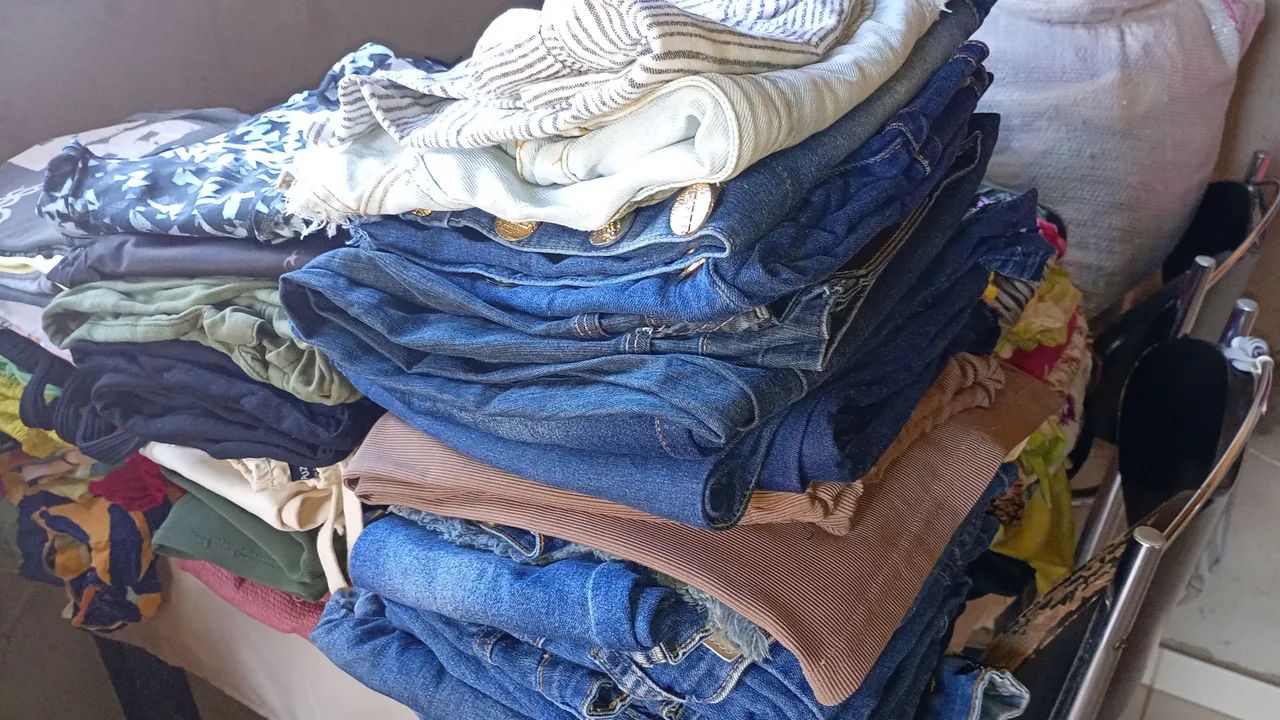 Vendo Roupas qualquer peça 3 reais?