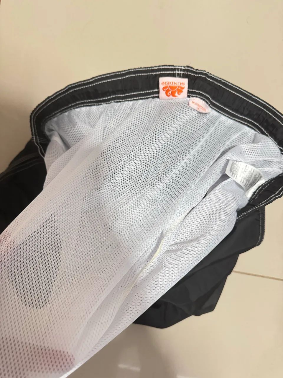 Short Sundek Bolso e Elástico - Foto 2