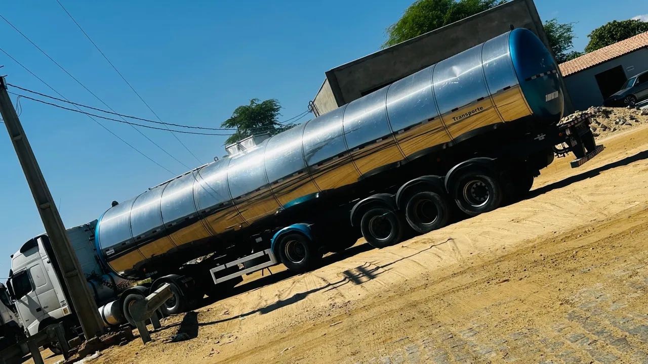 Carreta tanque térmica 
