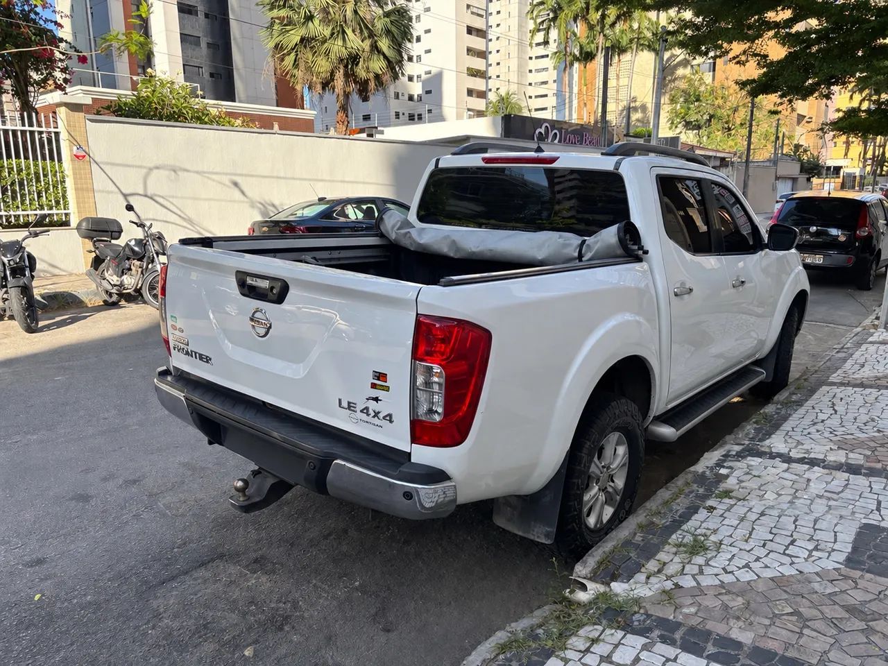 Nissan Frontier LE CD 4X4 2.3 BI-TB DIESEL AUT. 2017
