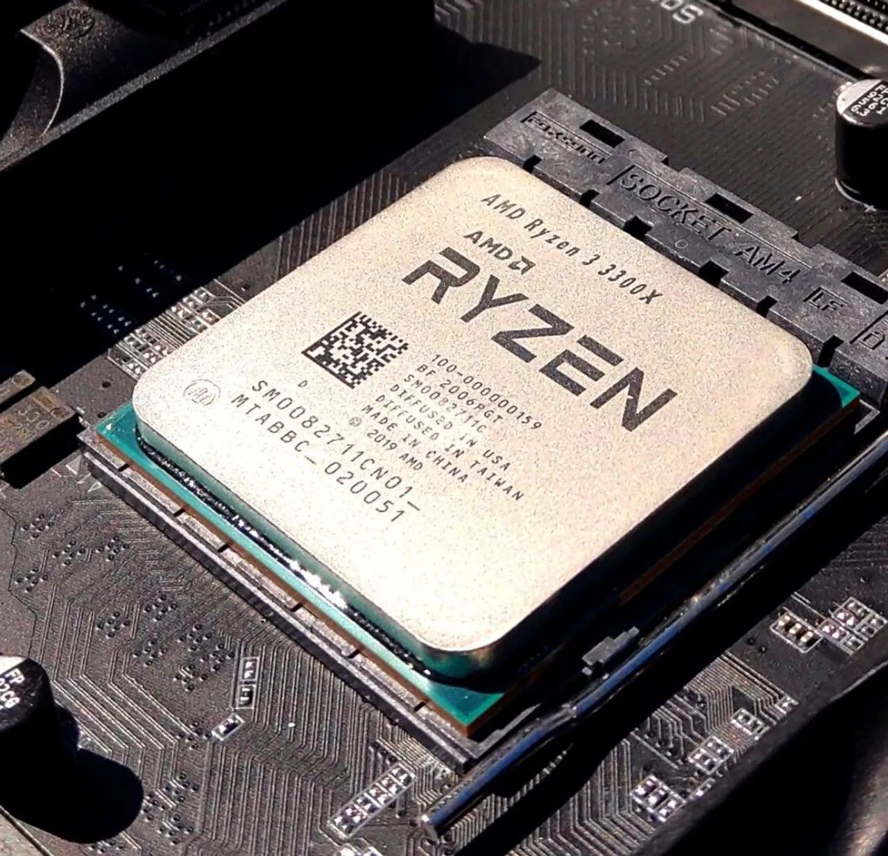 Processador Ryzen com cooler Risemode 