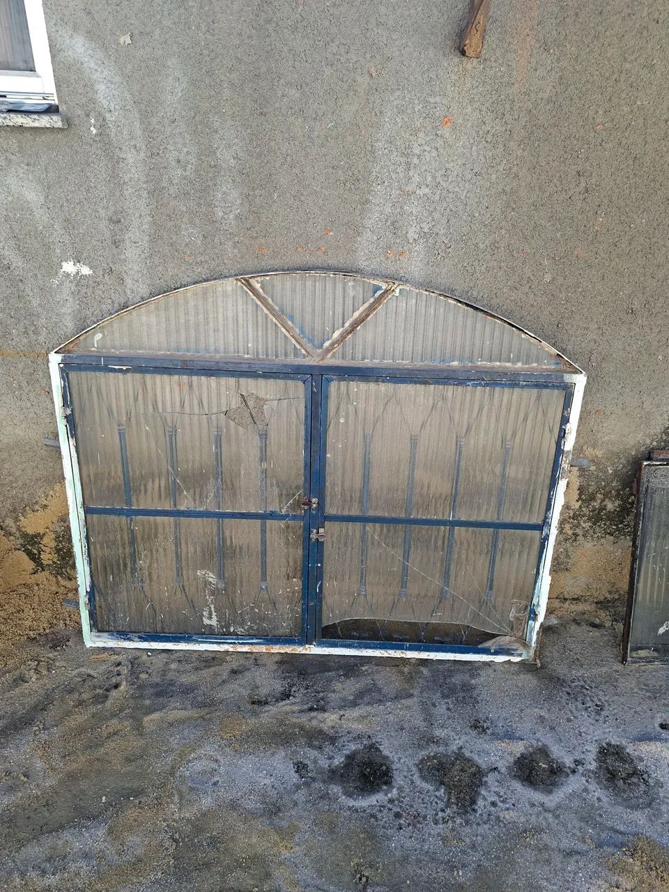 Porta e janelas de ferro - Foto 2