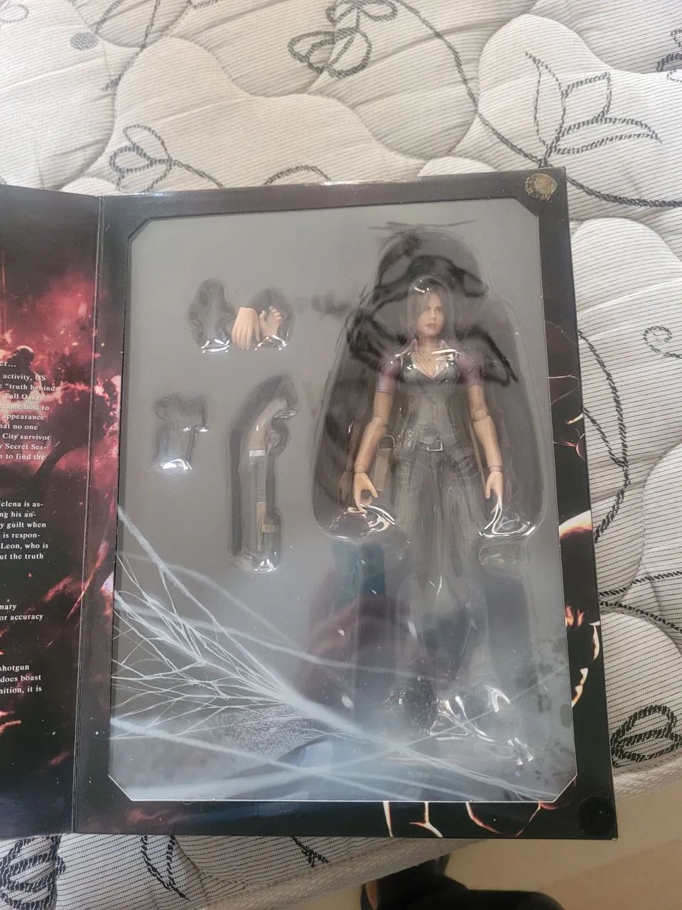 Play arts Kay Resident Evil figure - Foto 5
