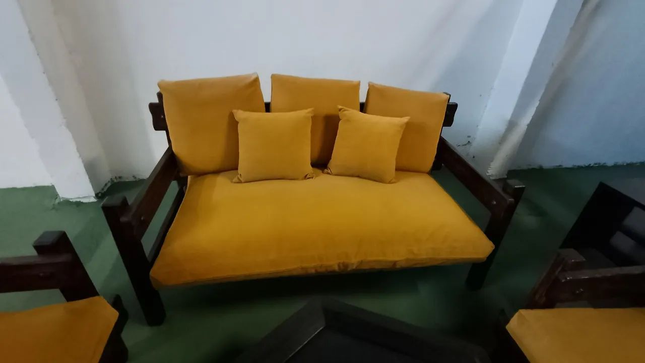 Sofá Conjunto Antigo Vinhático Almofadas - Foto 5