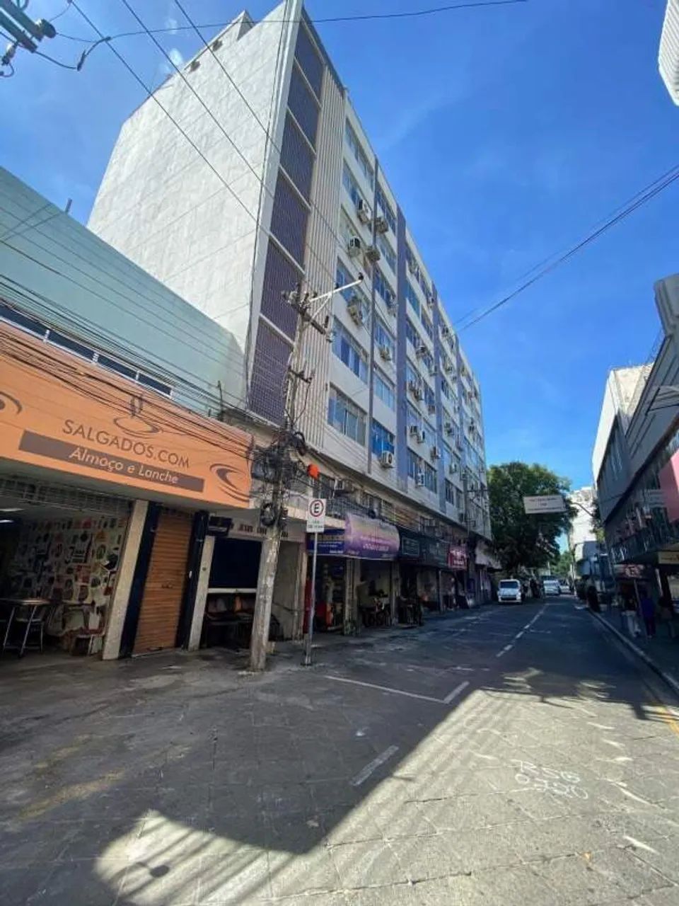 Aluga-se Sala Comercial