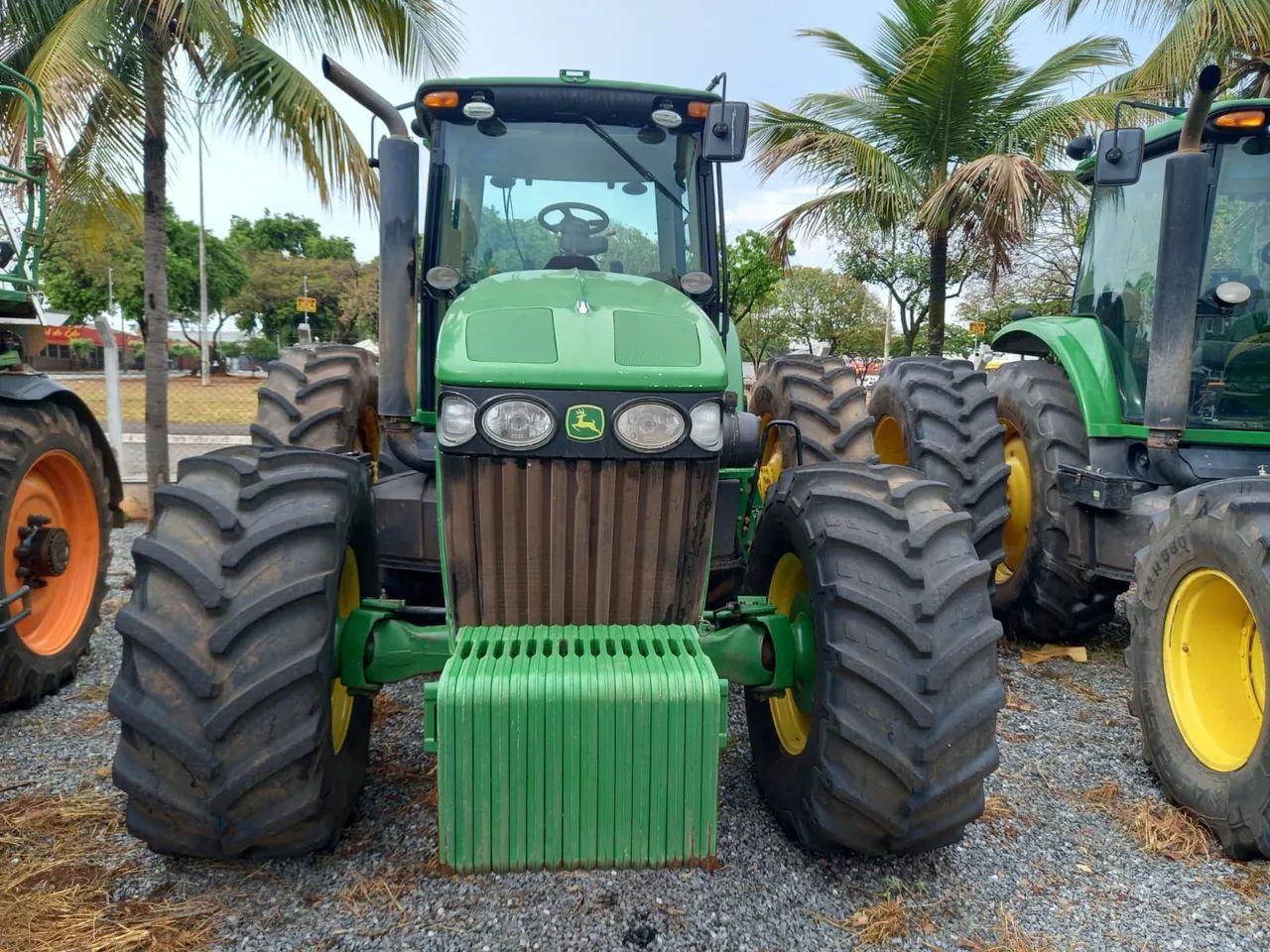Trator John Deere 7230 230 CV Ano 2022  - Foto 4