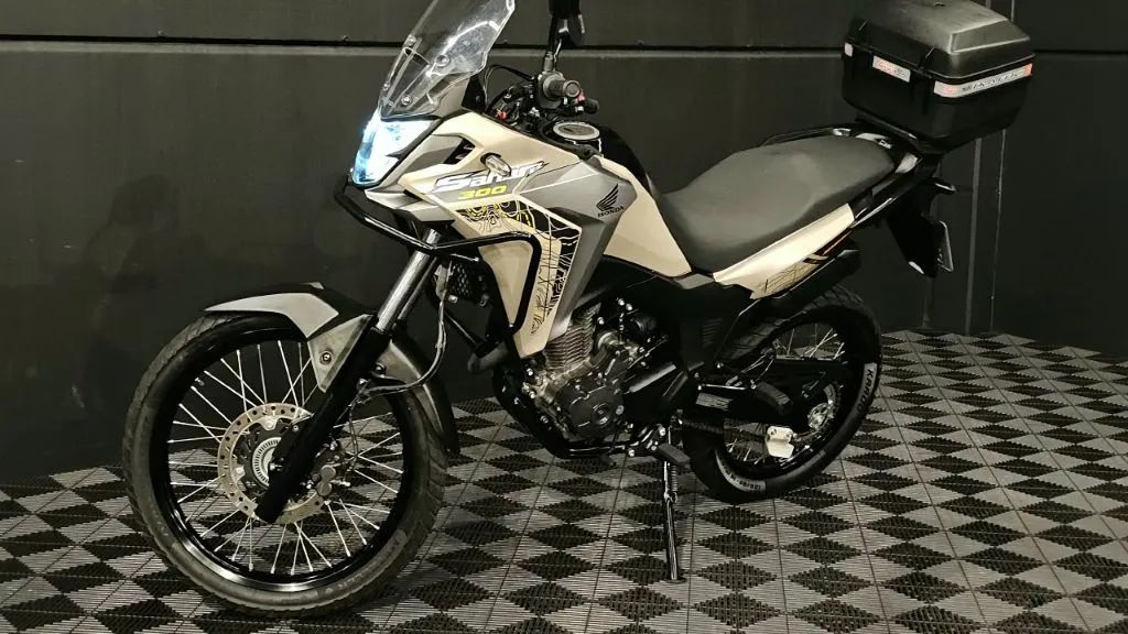 XRE SAHARA 300 2025  Bege - Foto 3