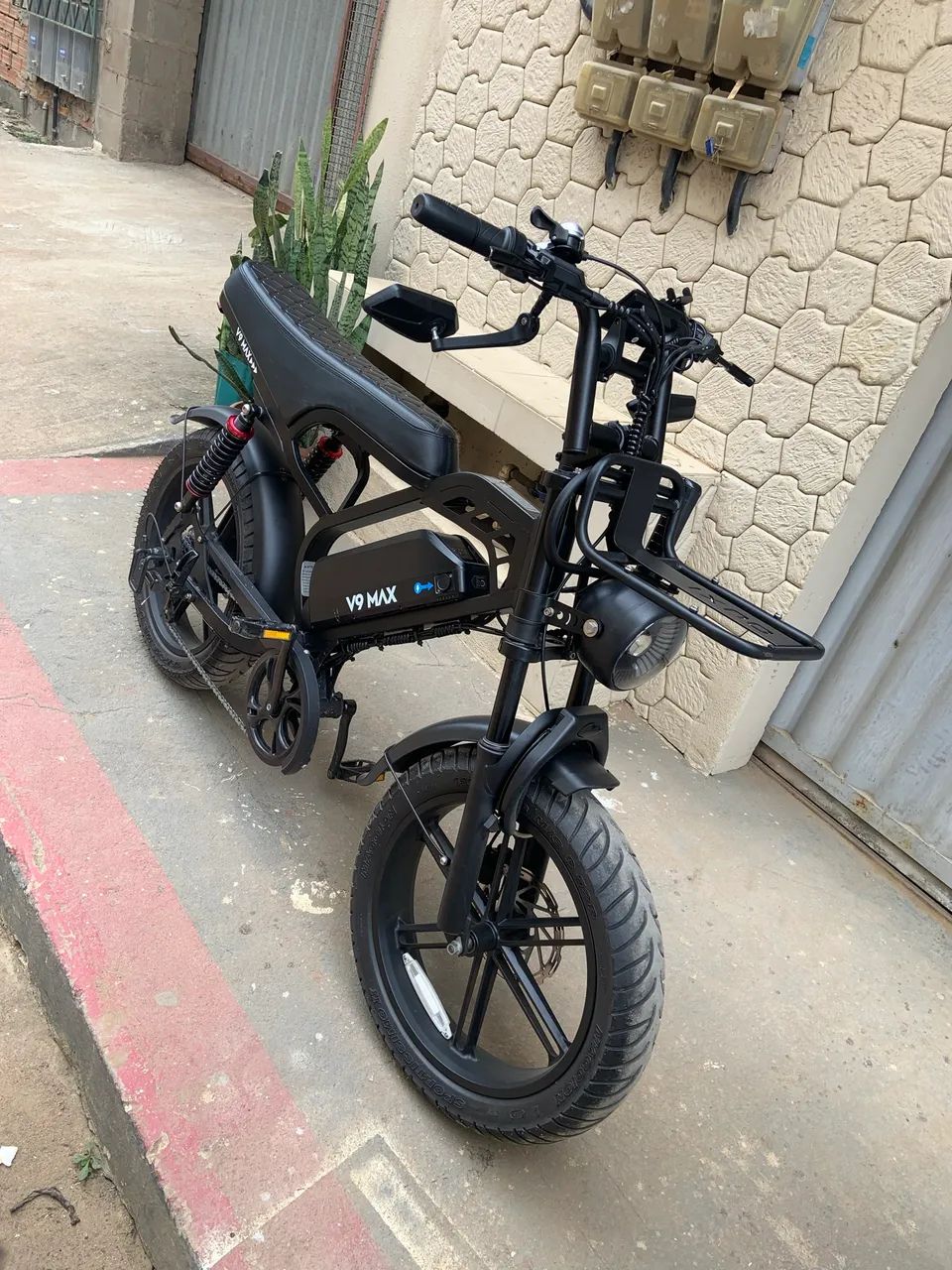 Bicicleta V9 MAX 2026