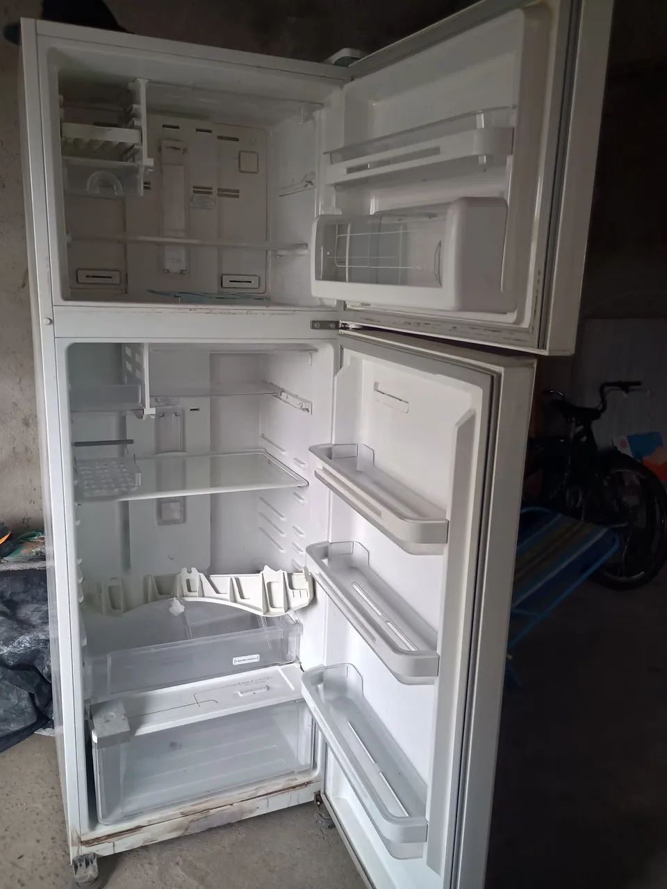 Geladeira com defeito - Foto 4