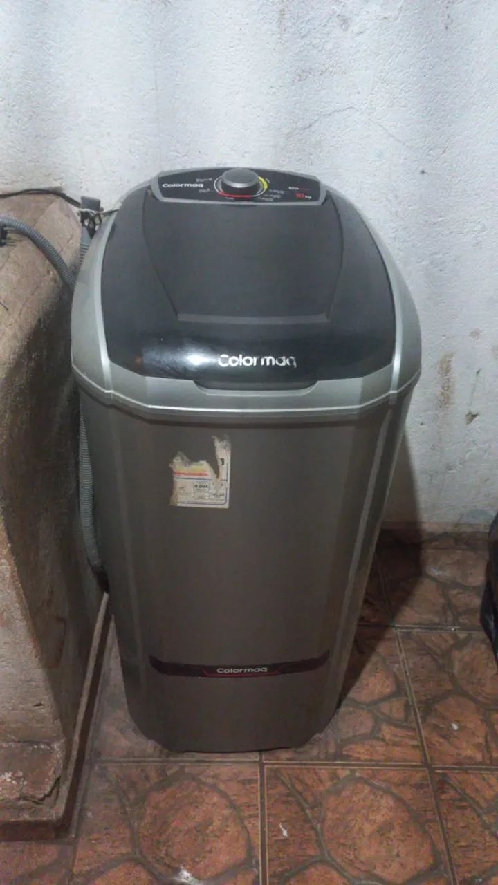 Tanquinho de lavar roupa