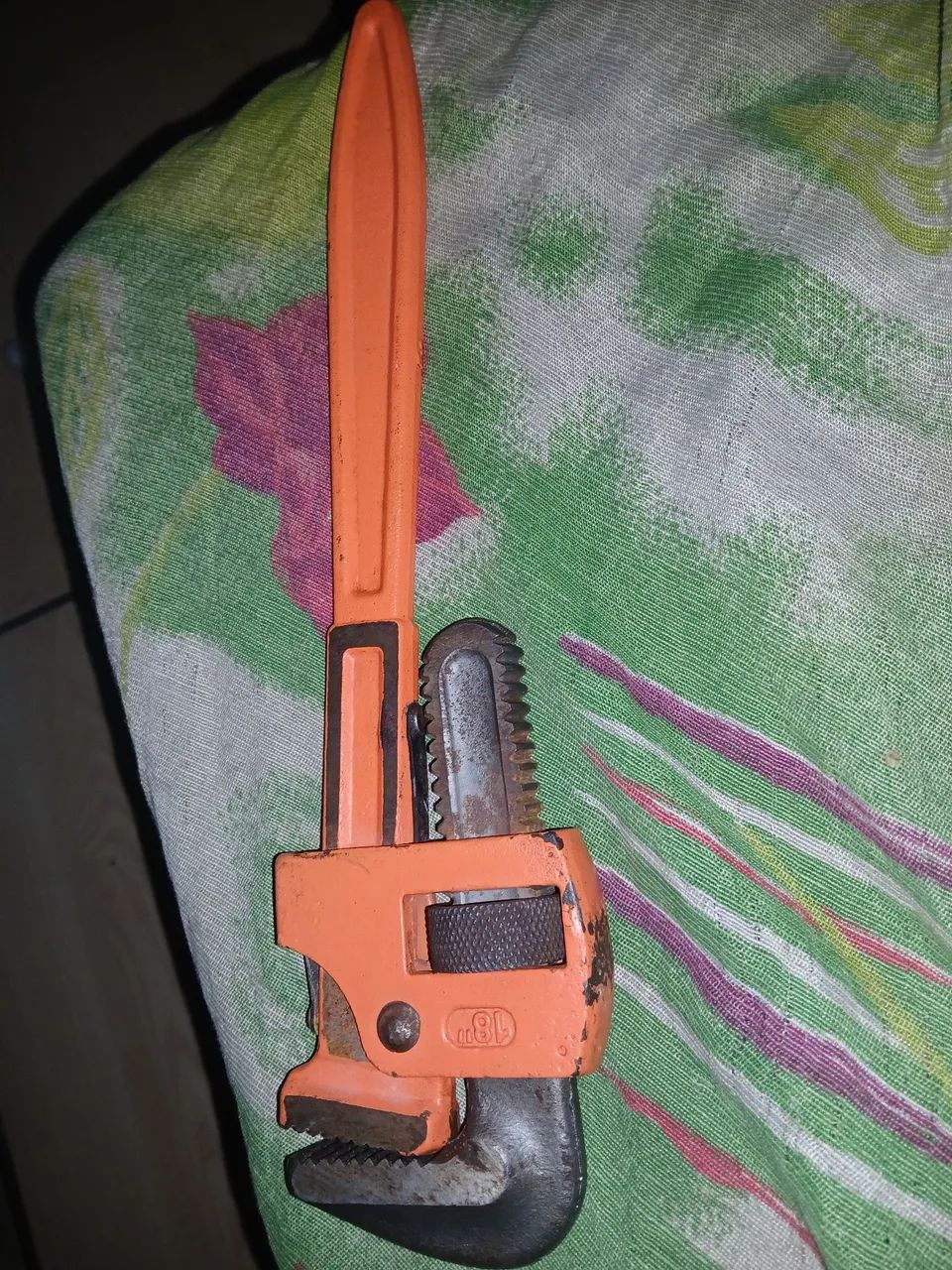 VENDO CHAVE DE GRIFFE 18 POLEGADAS  - Foto 3
