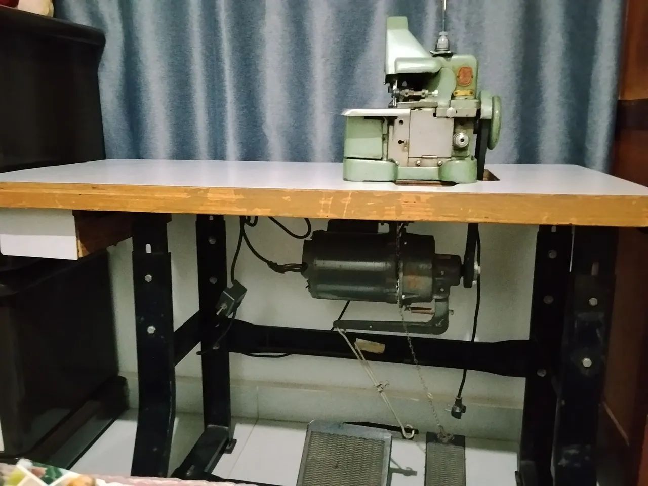 Máquina Overlock - Foto 3