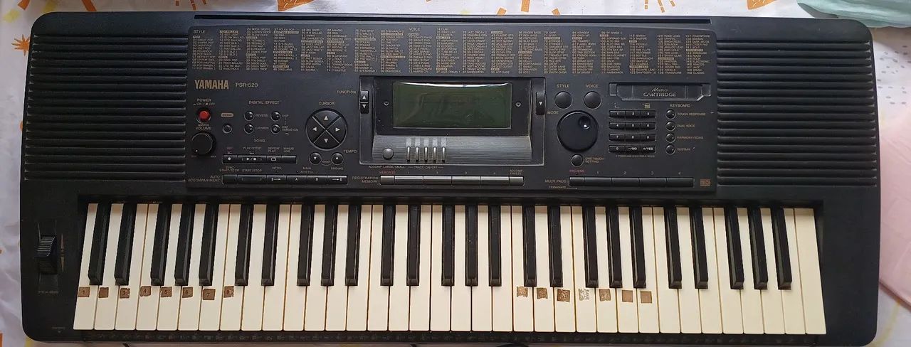 Teclado musical YAMAHA PSR-520 profissional 