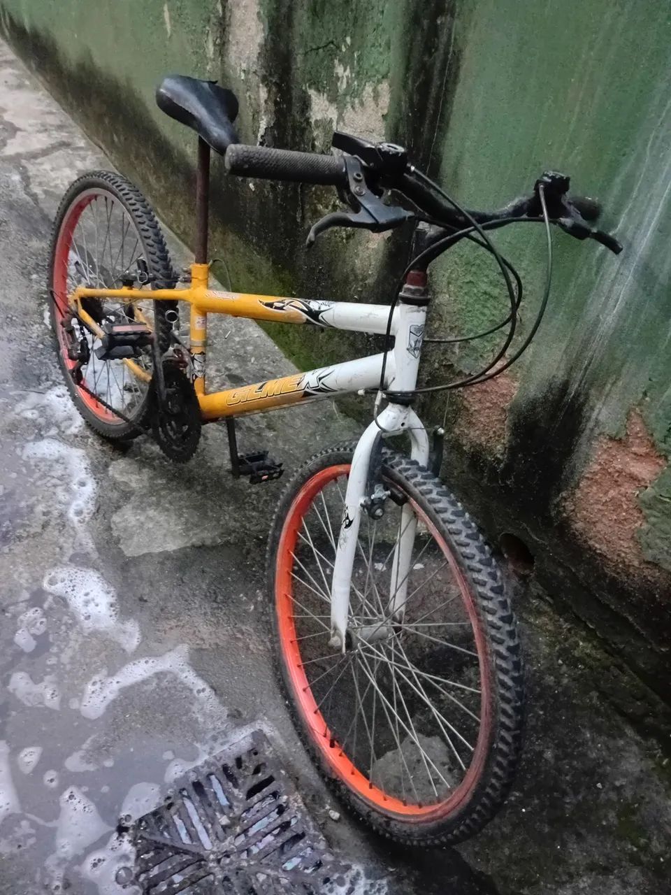 Bicicleta aro 16 