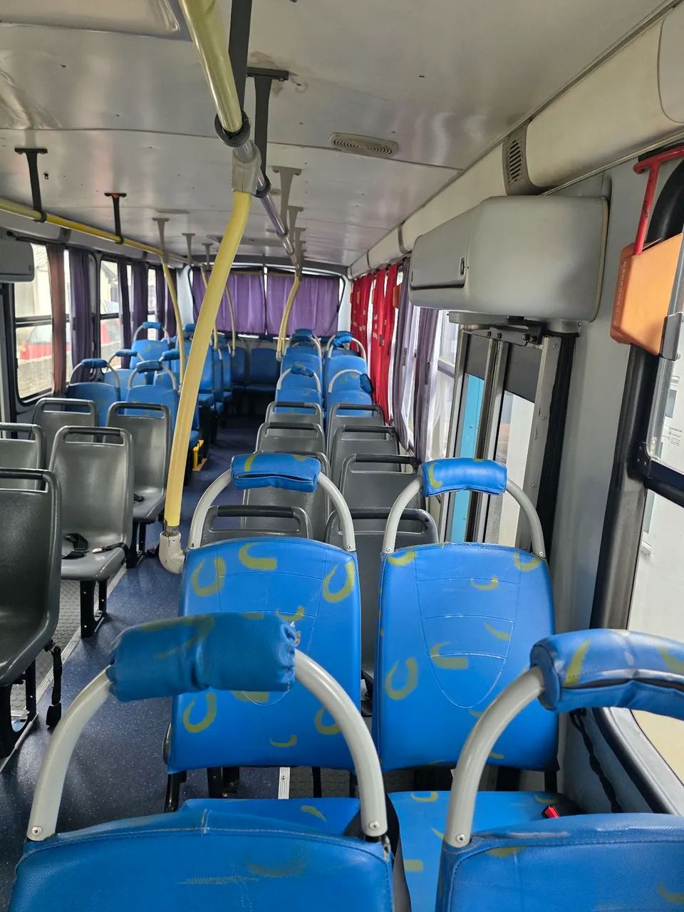 Ônibus escolar - Foto 10