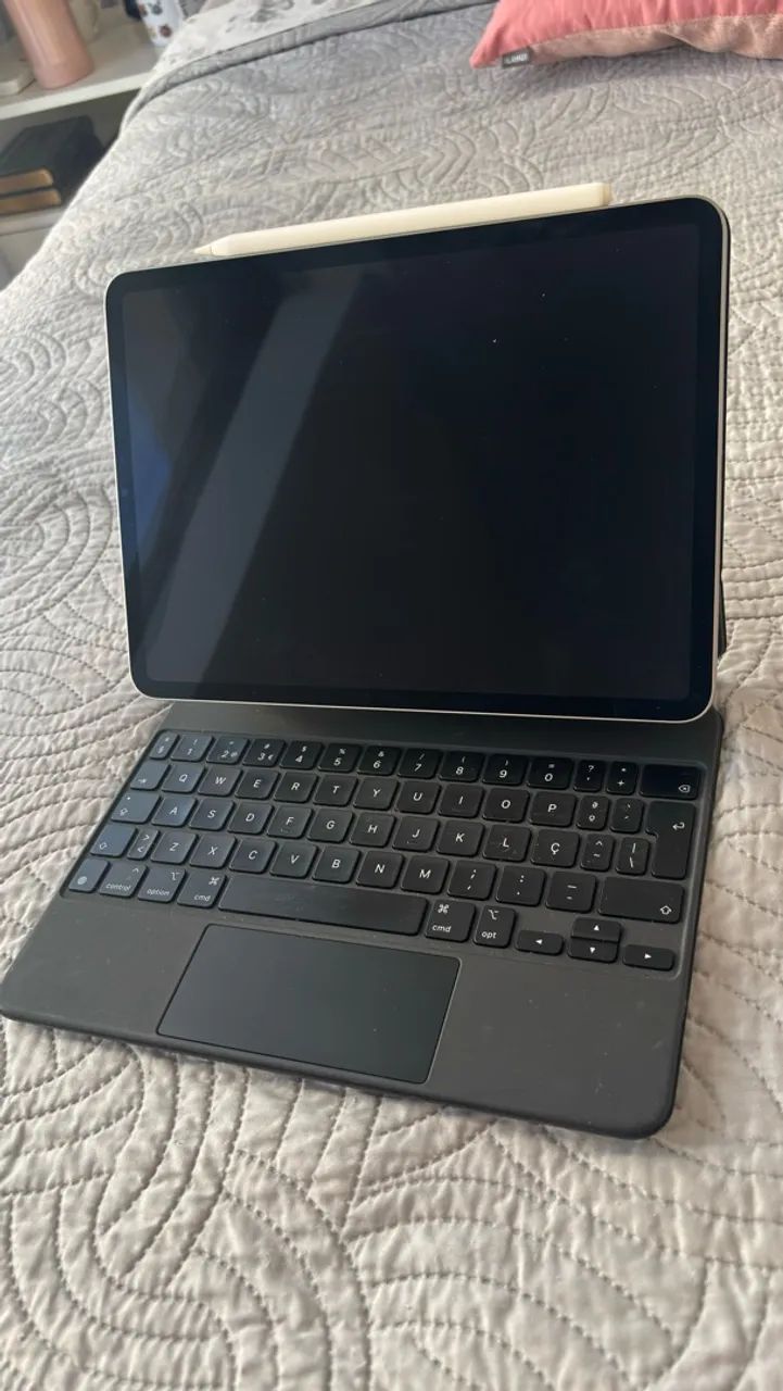 iPad Pro 11? M2 128GB + Magic Keyboard + Apple Pencil | Impecável - Foto 2