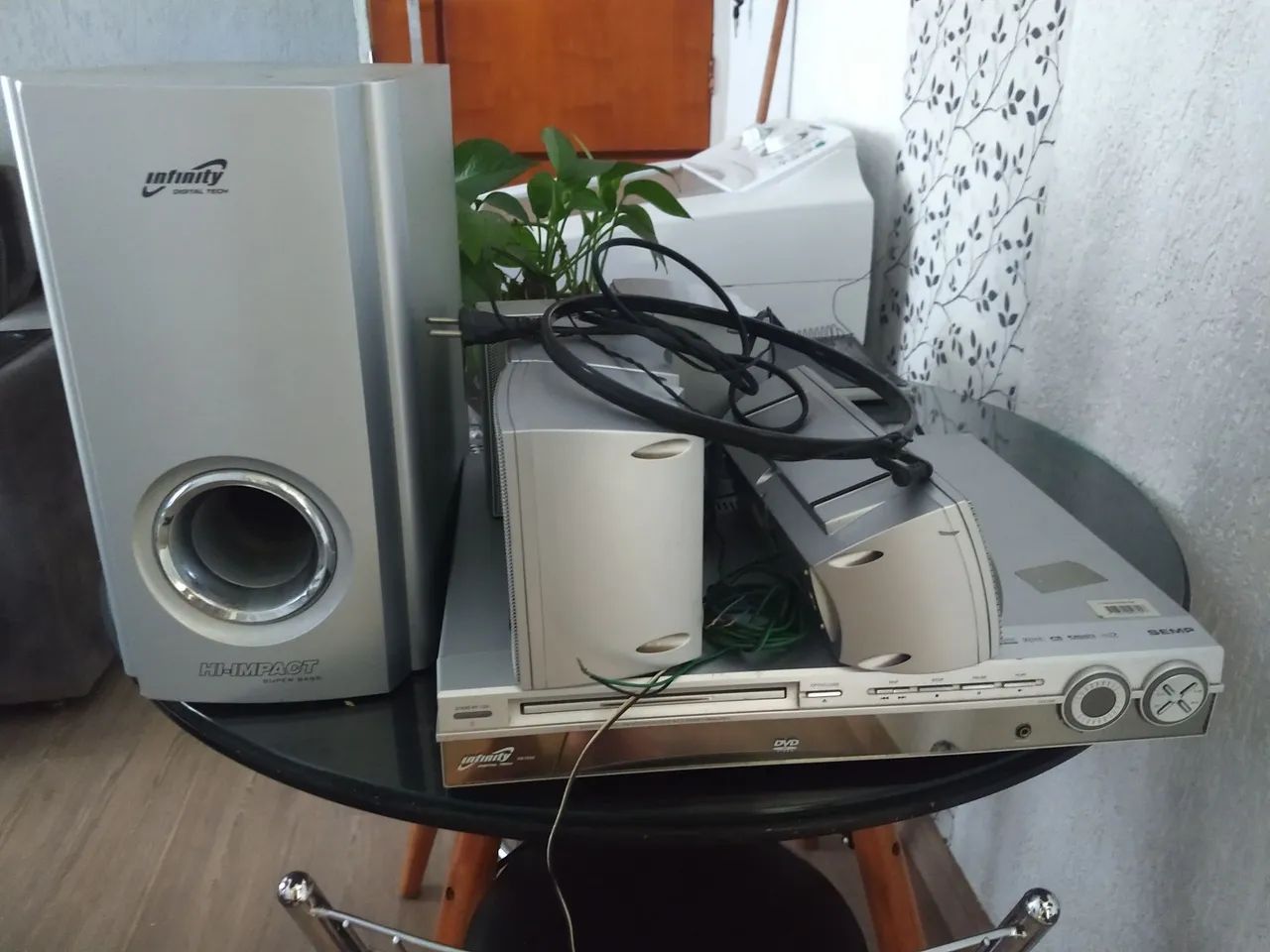 conjunto antigo de som/DVD, com caixas Infinity Digital Tech  - Foto 2