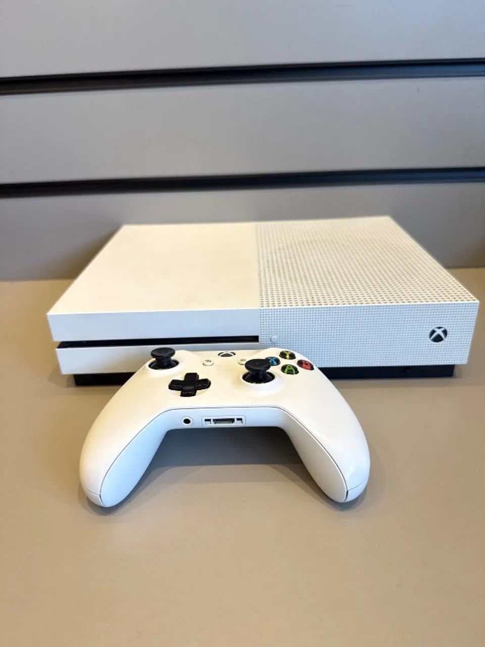 GAME XBOX ONE S BRANCO 500GB - SEMI - Foto 3