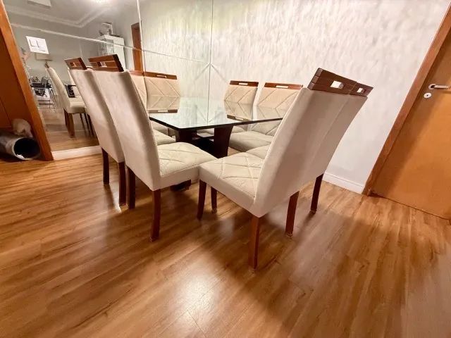 Mesa de Jantar + 8 Cadeiras - Foto 3