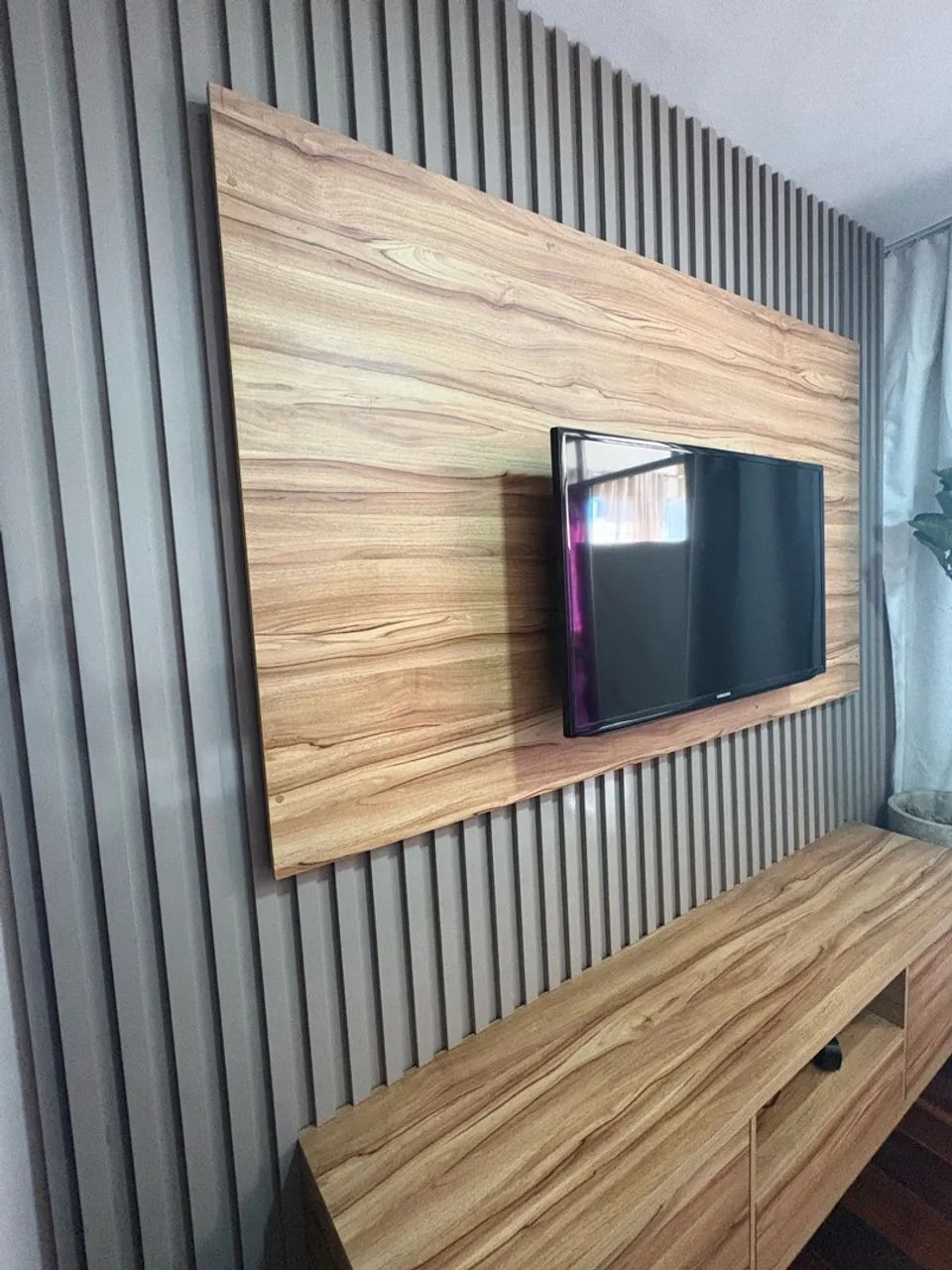 Rack e painel ripado elegantes - Foto 4