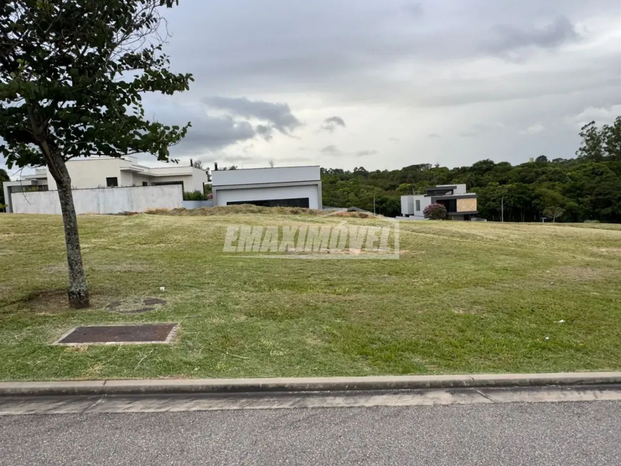 Terreno á venda no Condomínio Alphaville Castelo Itu