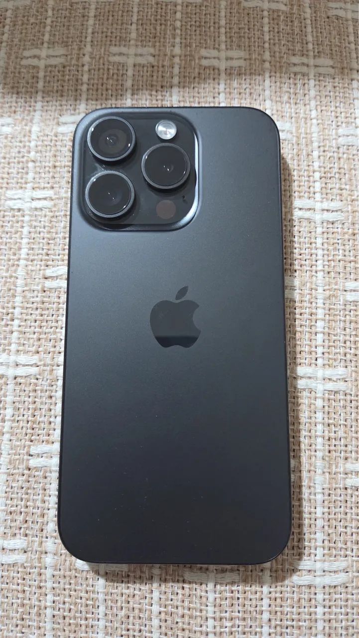 iPhone 15 pro 256gb