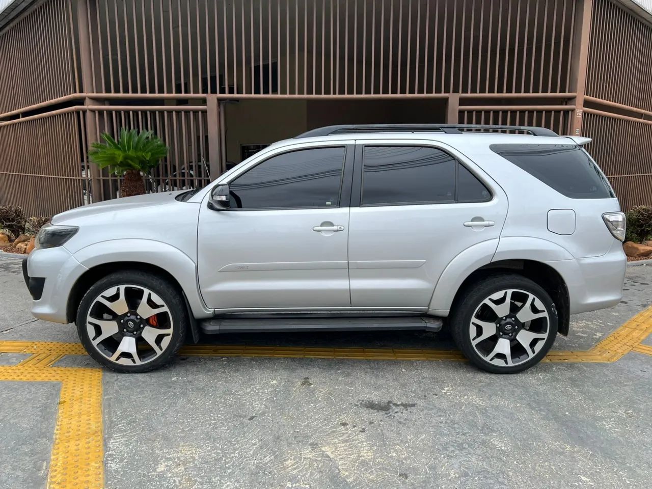 Toyota Hilux 2013
