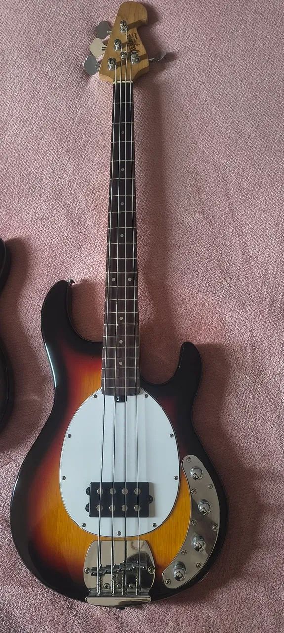 Guitarra e contrabaixo  - Foto 4