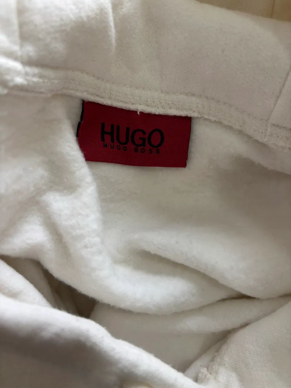 MOLETOM BRANCO HUGO BOSS - Foto 4