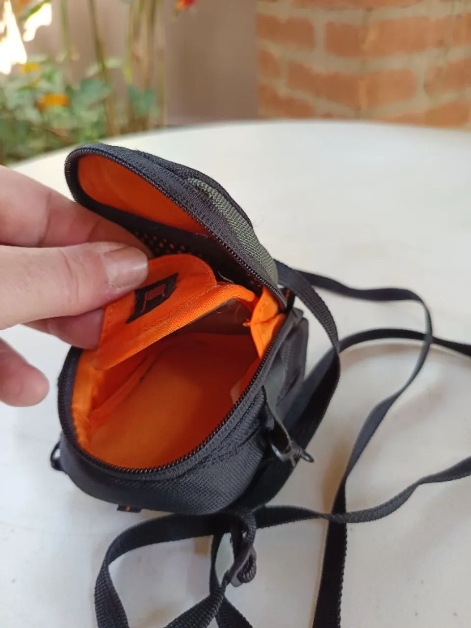 Bolsa Estojo Lowepro Apex 20 AW - Proteção Compacta e Resistente