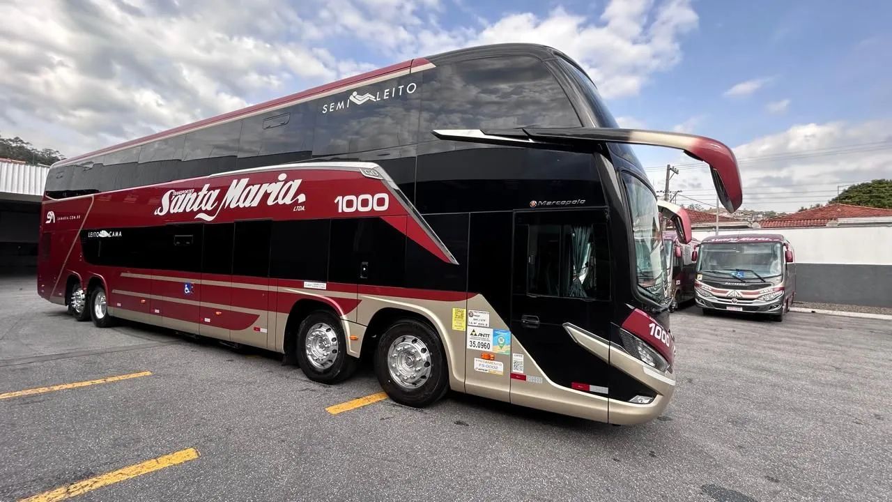 Motoristas com referências rodoviário e conhecimento desse tipo de ônibus interestadual