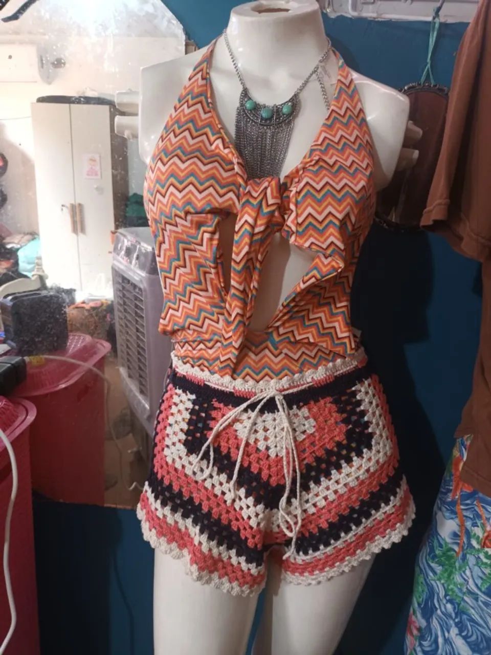 Lote de roupas para brechó 