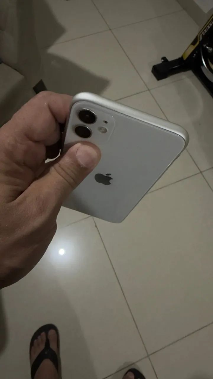 Iphone 11 64GB - Foto 2