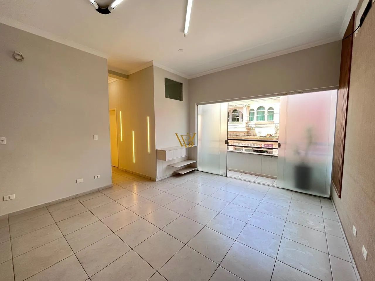SALA COMERCIAL NO PISO SUPERIOR PARA LOCAÇÃO NO CENTRO DE PIRACICABA / SP - Foto 2
