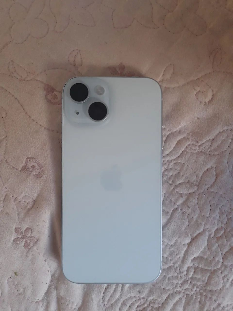 Iphone 15 troco por iphone 13 ou 14 mais volta chama que podemos negociar  - Foto 3