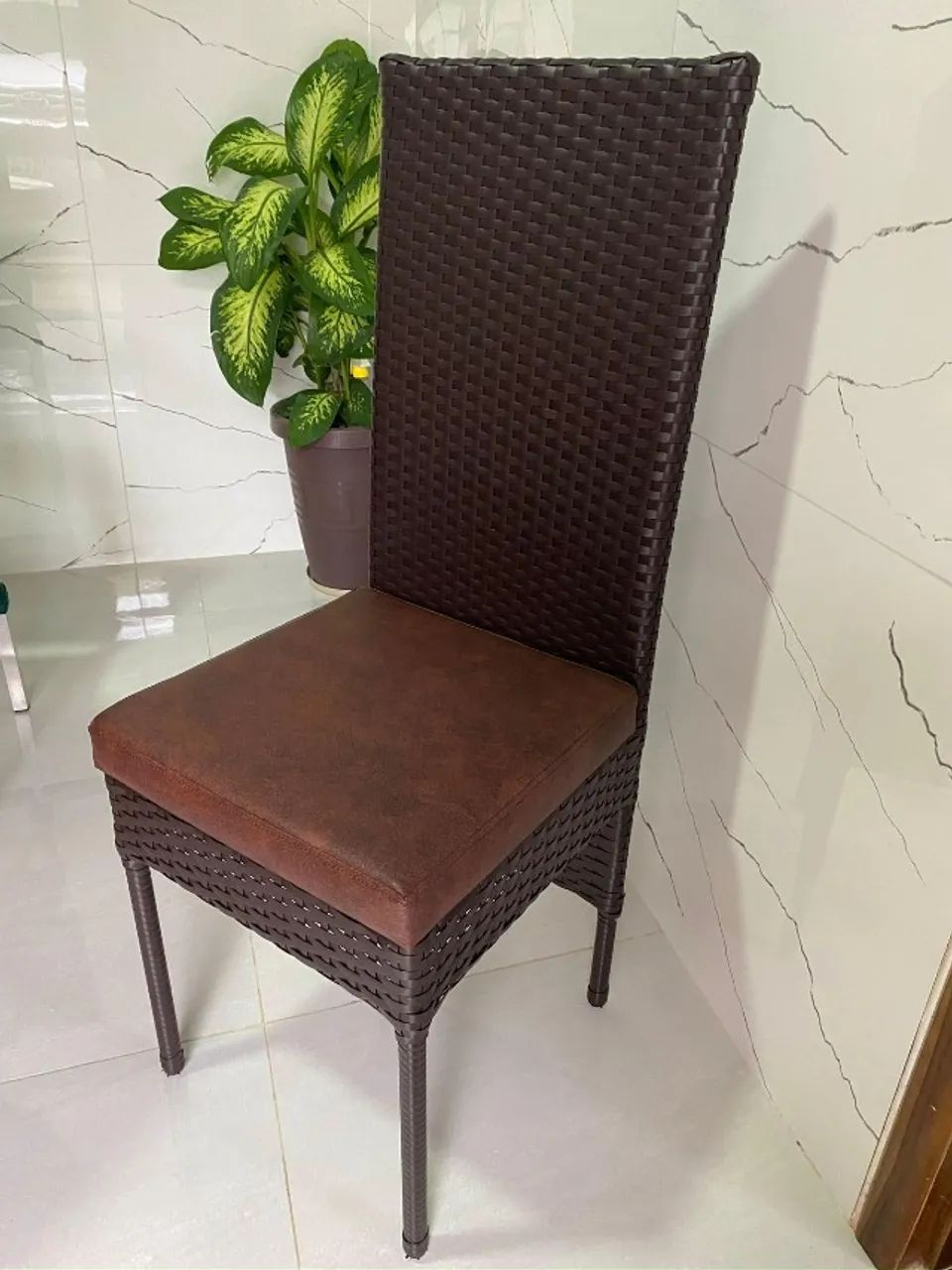 CADEIRA ALTA DE FERRO PARA MESA DE JANTAR/UNIDADE