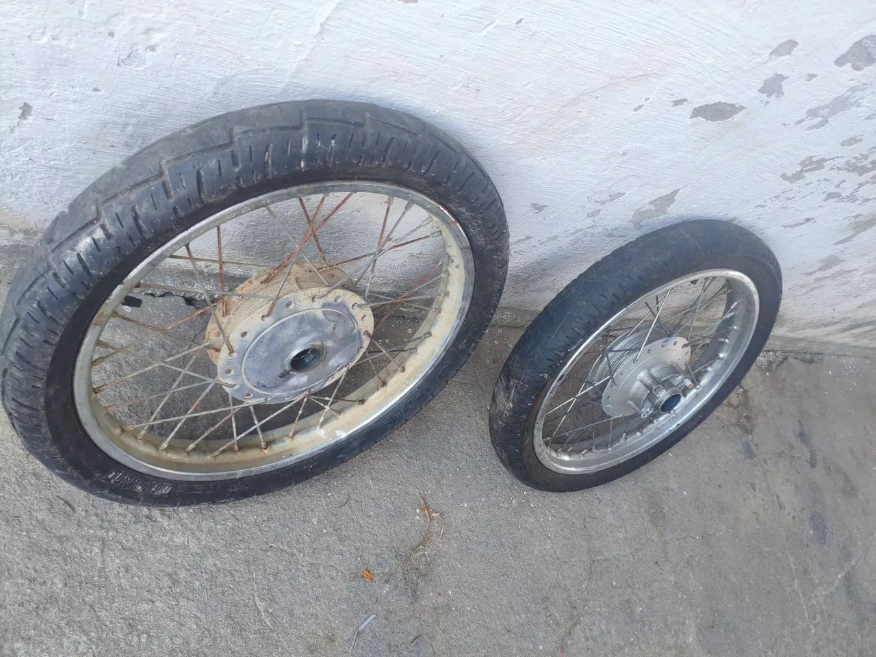 Rodas com pneus e câmaras de ar  - Foto 2