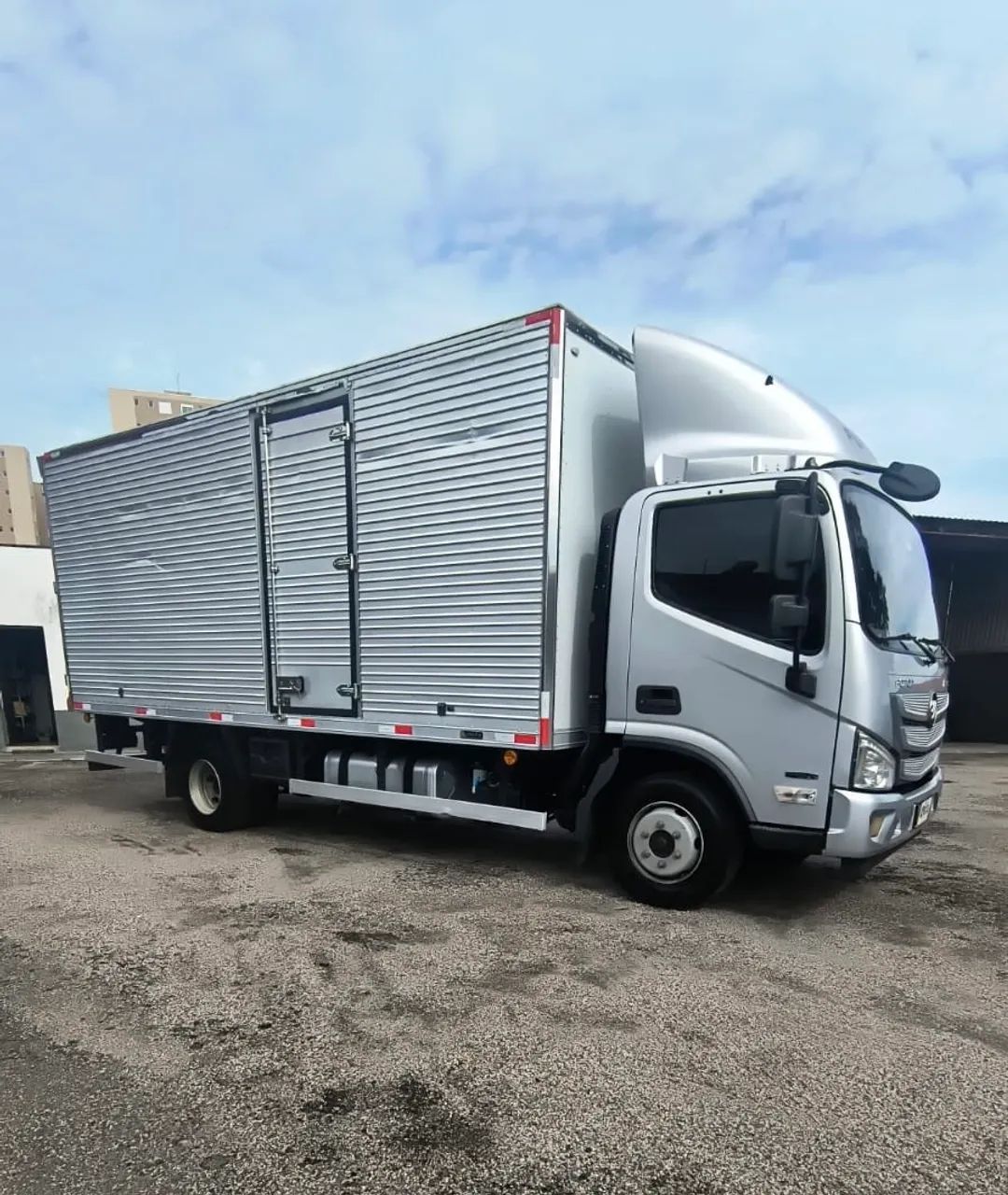 FOTON AUMARK BAÚ SECO
