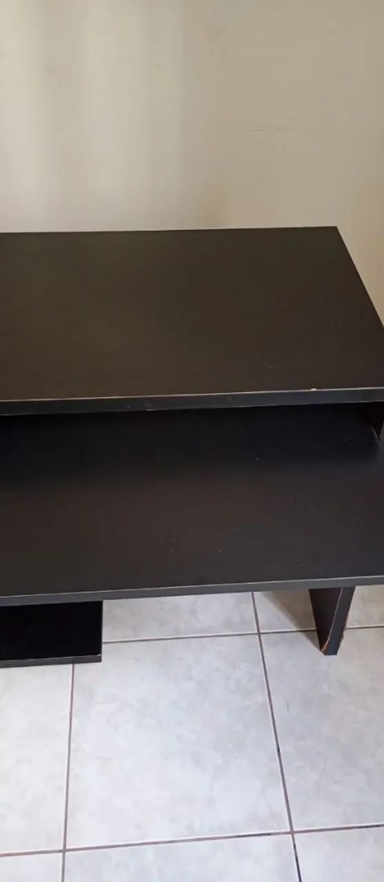 Mesa para Computador Conservada!! - Foto 2