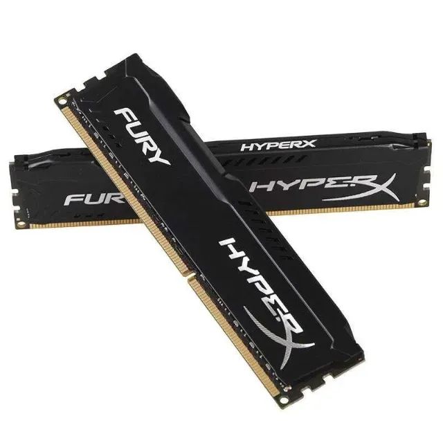 KIT com 2 Memórias RAM  DDR3 4GB (CADA) - Pouco usadas