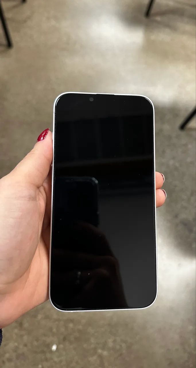 iPhone 17e branco - Foto 2