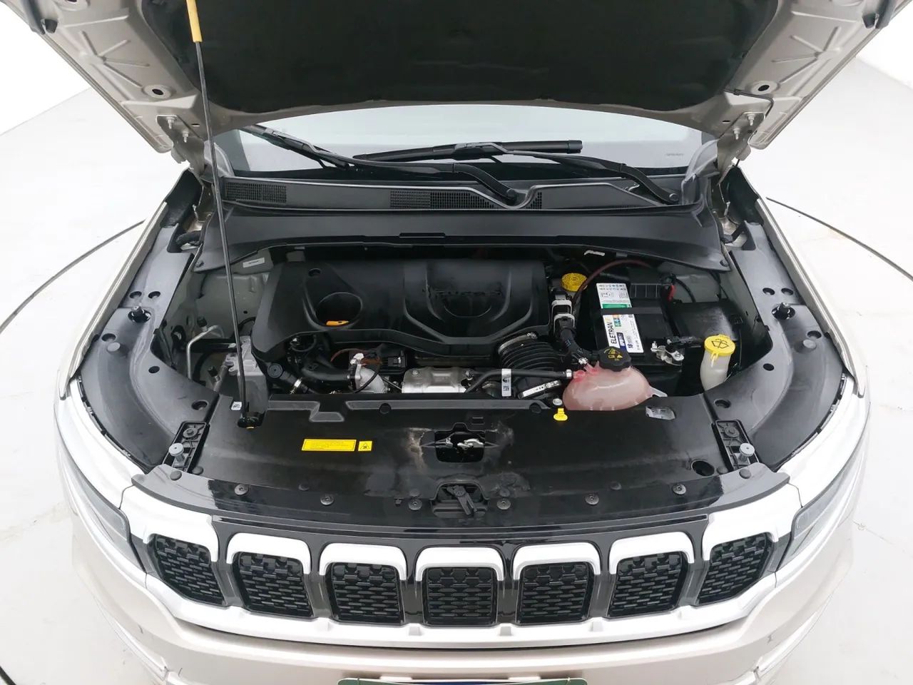 Jeep Commander Overland T270 1.3 TB Flex Aut., foto 10 de 18