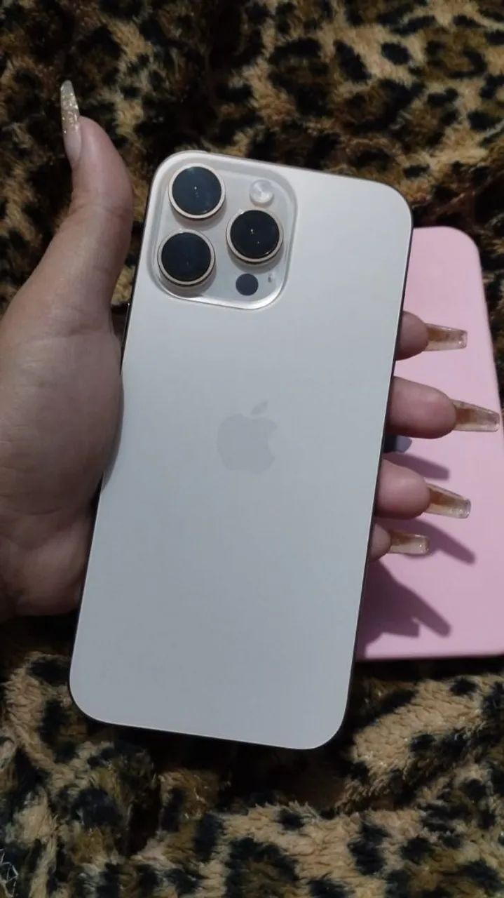 IPHONE 16 PRO MAX - Foto 4