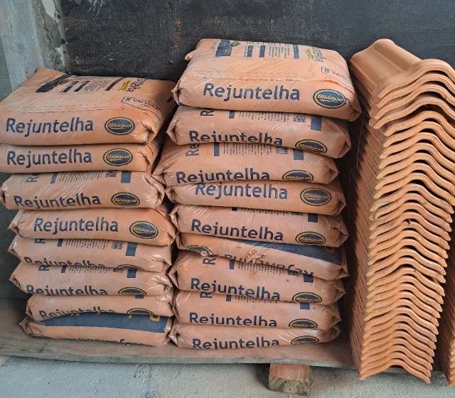 Telhão cumeeira e argamassa Rejuntelha - Foto 2