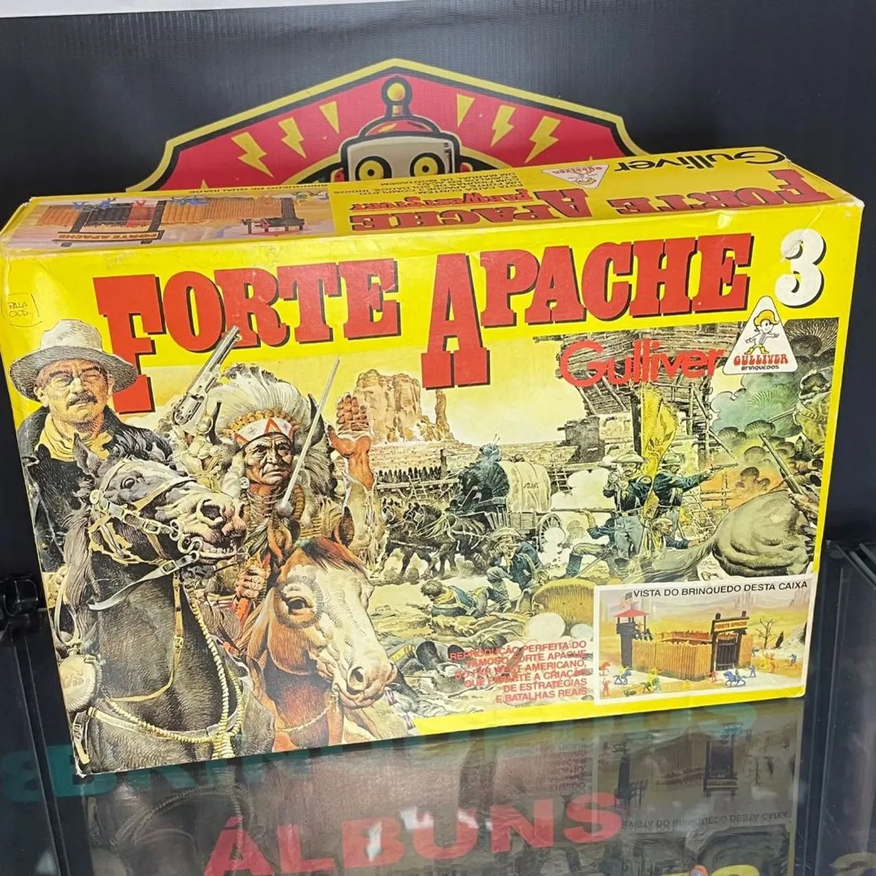 Forte Apache na caixa 