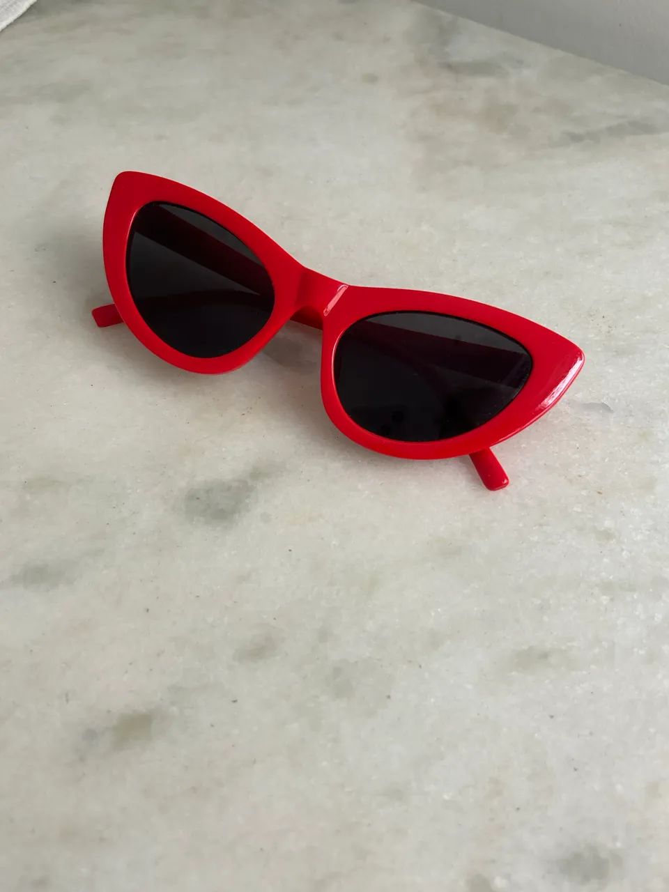 Óculos vermelho gatinho 