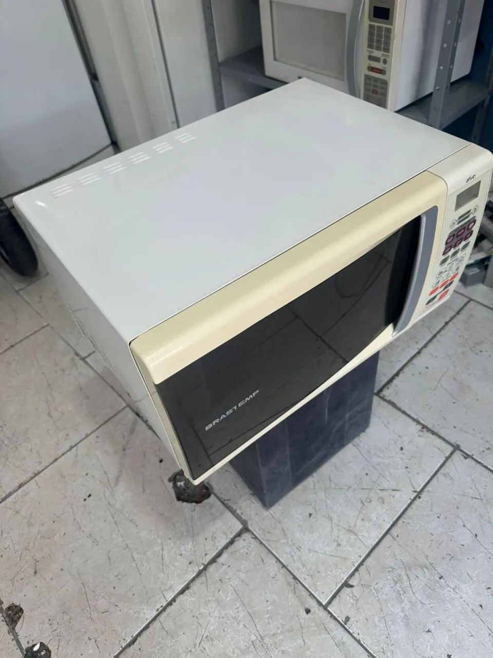 Microondas Brastemp 30L 127v - Foto 3