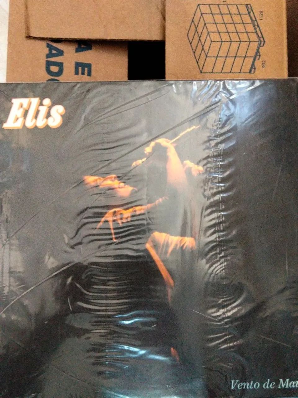 Elis - vento de Maio