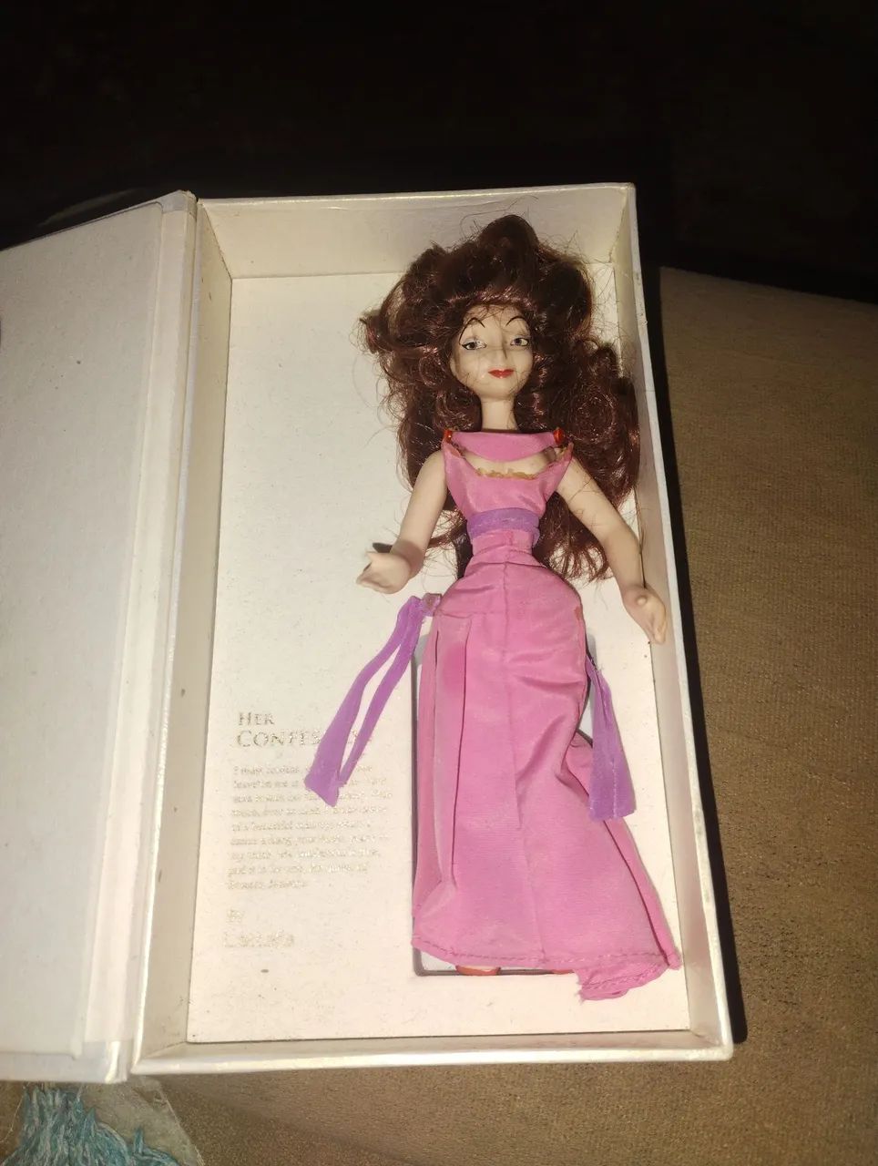Vendo boneca de porcelada da Disney - Foto 2