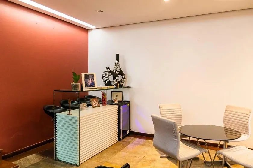 Casa à Venda - São Luíz, 6 Quartos, 850 m2